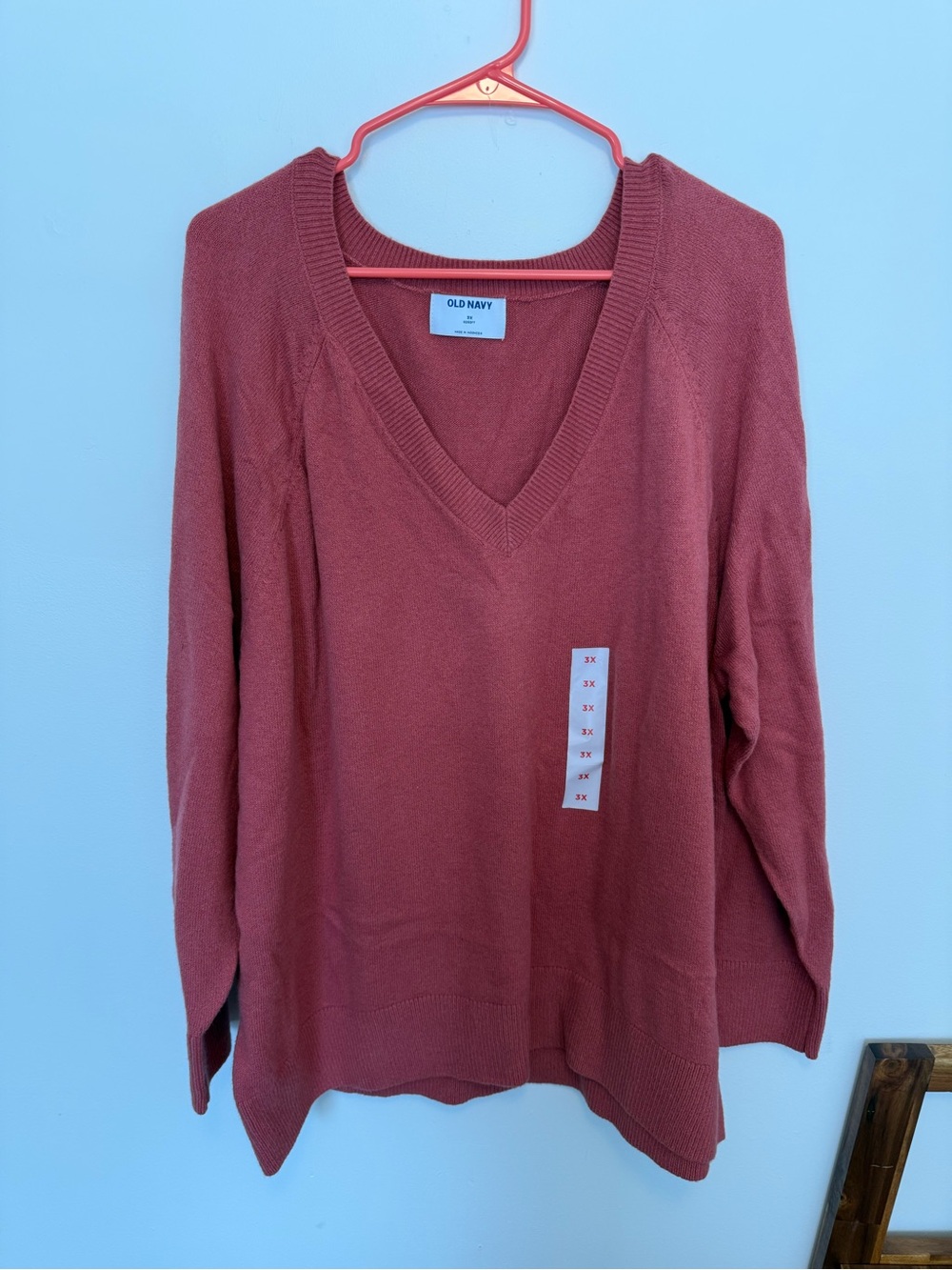 Old Navy vneck sweater NWT